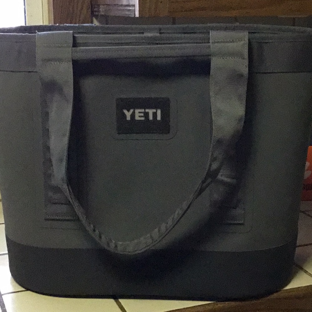 Yeti Camino 35